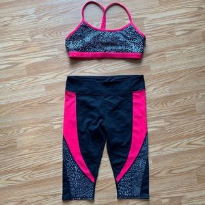 Fabletics set, reversible sports bra & capri